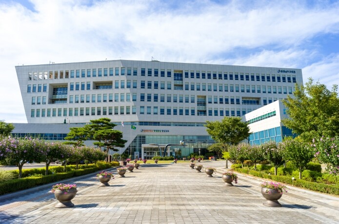 충남교육청 입학준비금·수학여행비 지원...