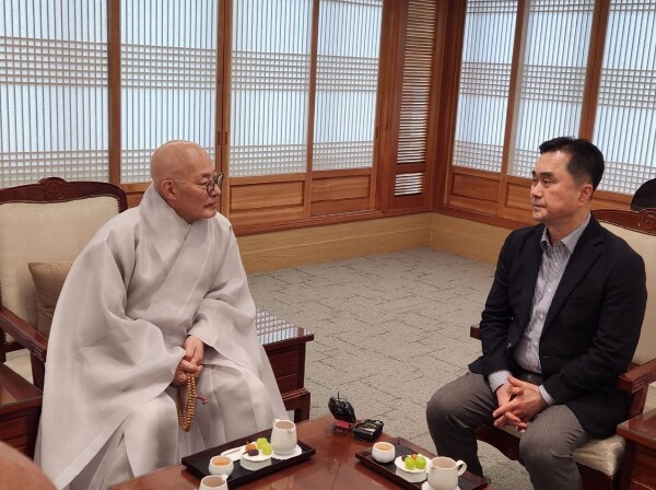 김종민 의원, 조계종 총무원장 진우스...